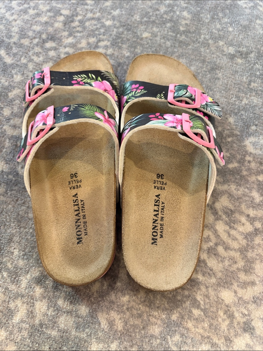 MonnaLisa Black Floral Double-Buckle Slide Sandals with Pink Buckles kid’s 36/4 - Picture 3 of 9
